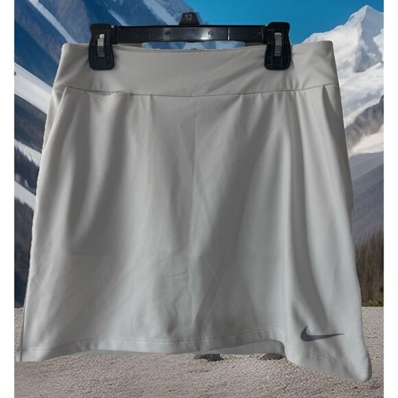 Nike Sz Xs Dri-FIT Mid-Rise Tennis Skort UPF 40+ Pickleballs W 3‎ Pockets - Picture 1 of 6